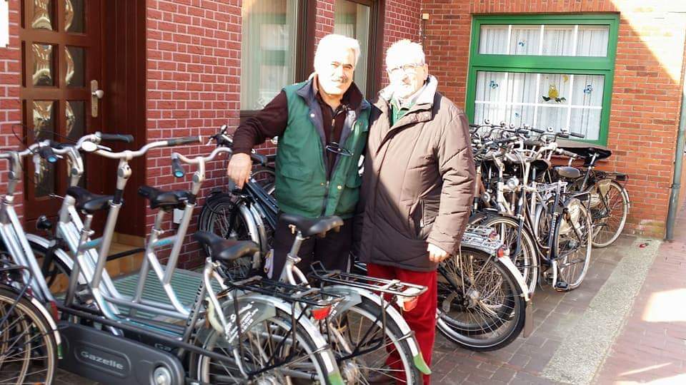 Eski Karson Arkadasim Ziyarette Juist